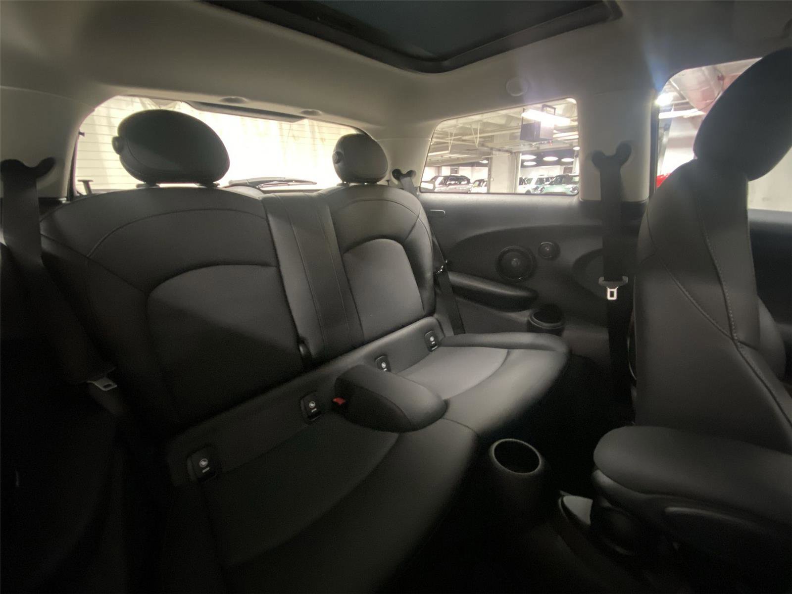 Used 2021 MINI Cooper S w/ Premium Package FWD image 28