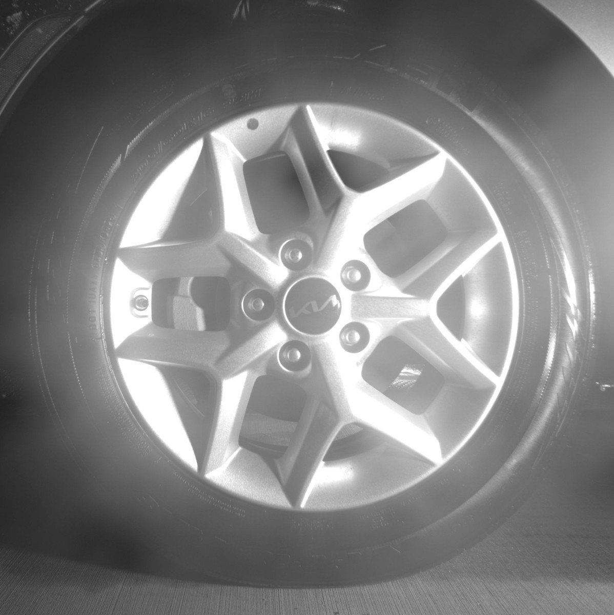 Used 2025 Kia Soul LX w/ LX Technology Package image 12