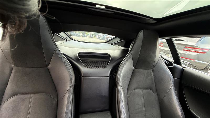 Used 2018 Jaguar F-TYPE Coupe image 17