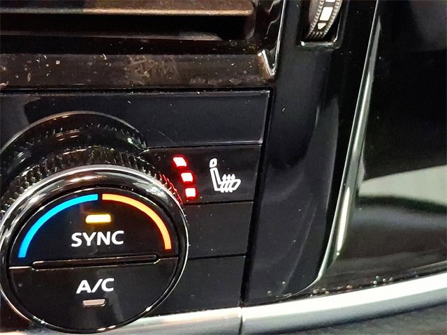 Used 2023 Nissan Rogue SL w/ SL Premium Package image 23