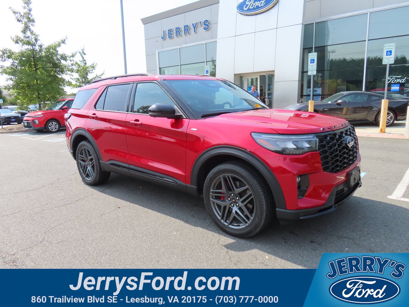 Used 2025 Ford Explorer ST-Line w/ Premium Package AWD/4WD image 1