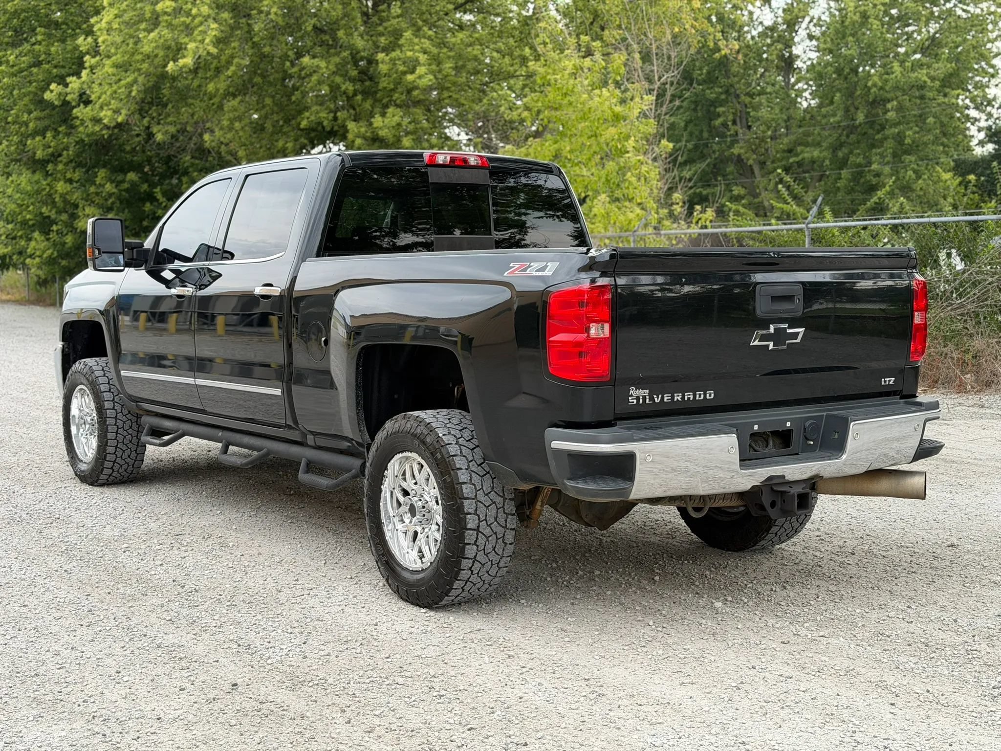 Used 2016 Chevrolet Silverado 2500 LTZ w/ Duramax Plus Package AWD/4WD image 7