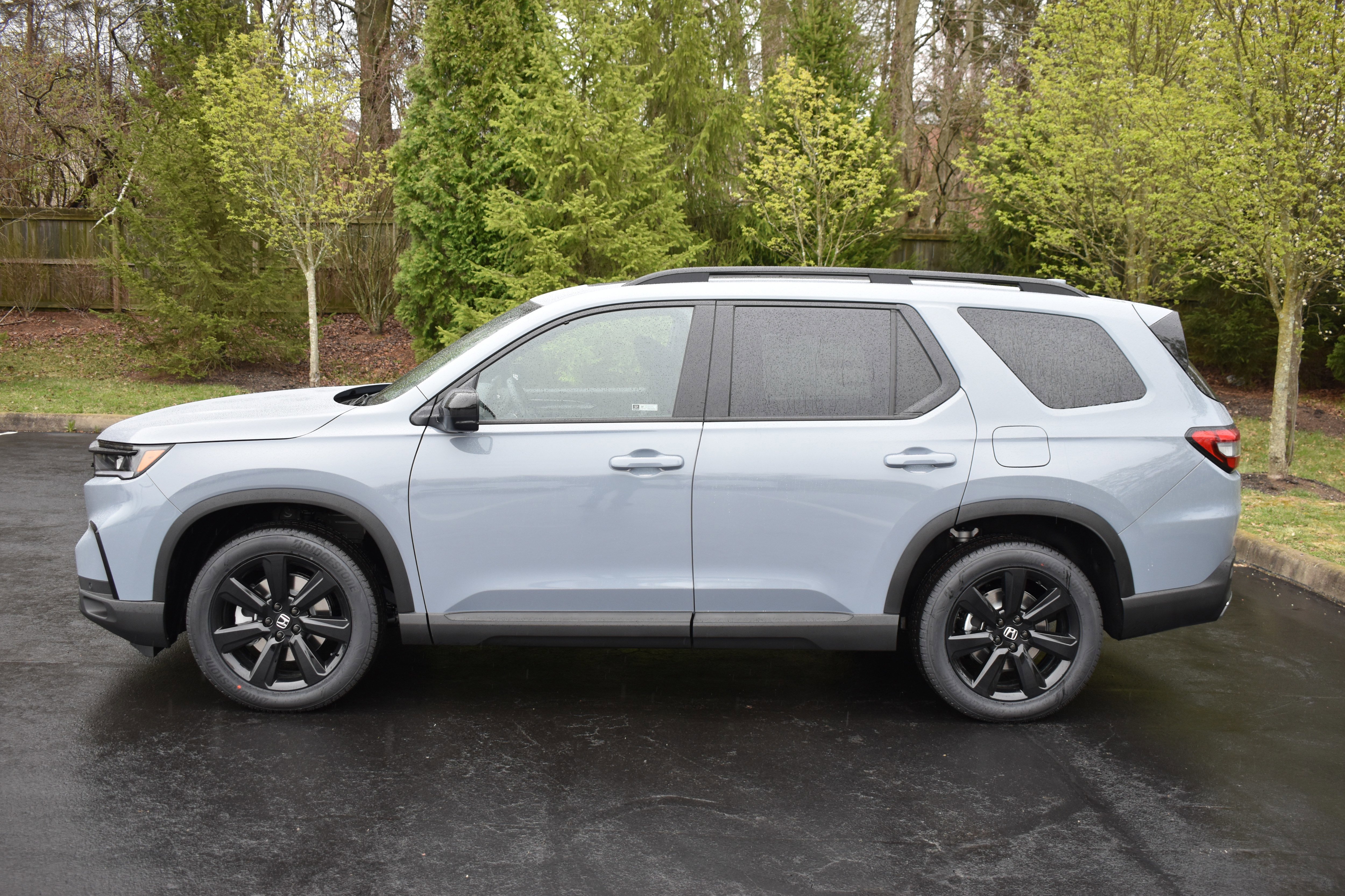 New 2025 Honda Pilot Black Edition image 15