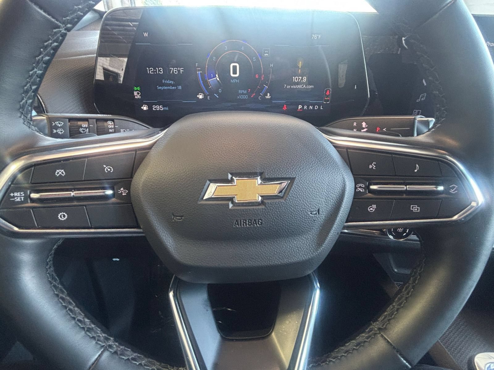 Used 2025 Chevrolet Equinox LT FWD image 28