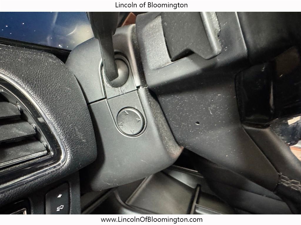 Used 2019 Lincoln Navigator L Reserve image 33