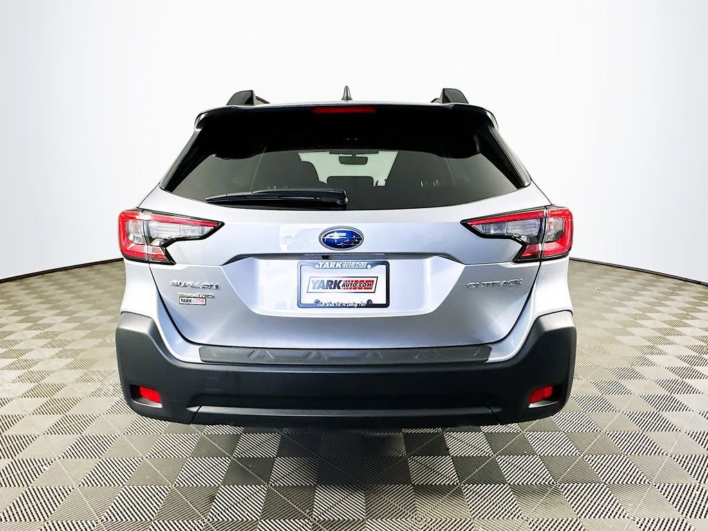 Certified 2025 Subaru Outback Premium w/ Popular Package #1A AWD/4WD image 9