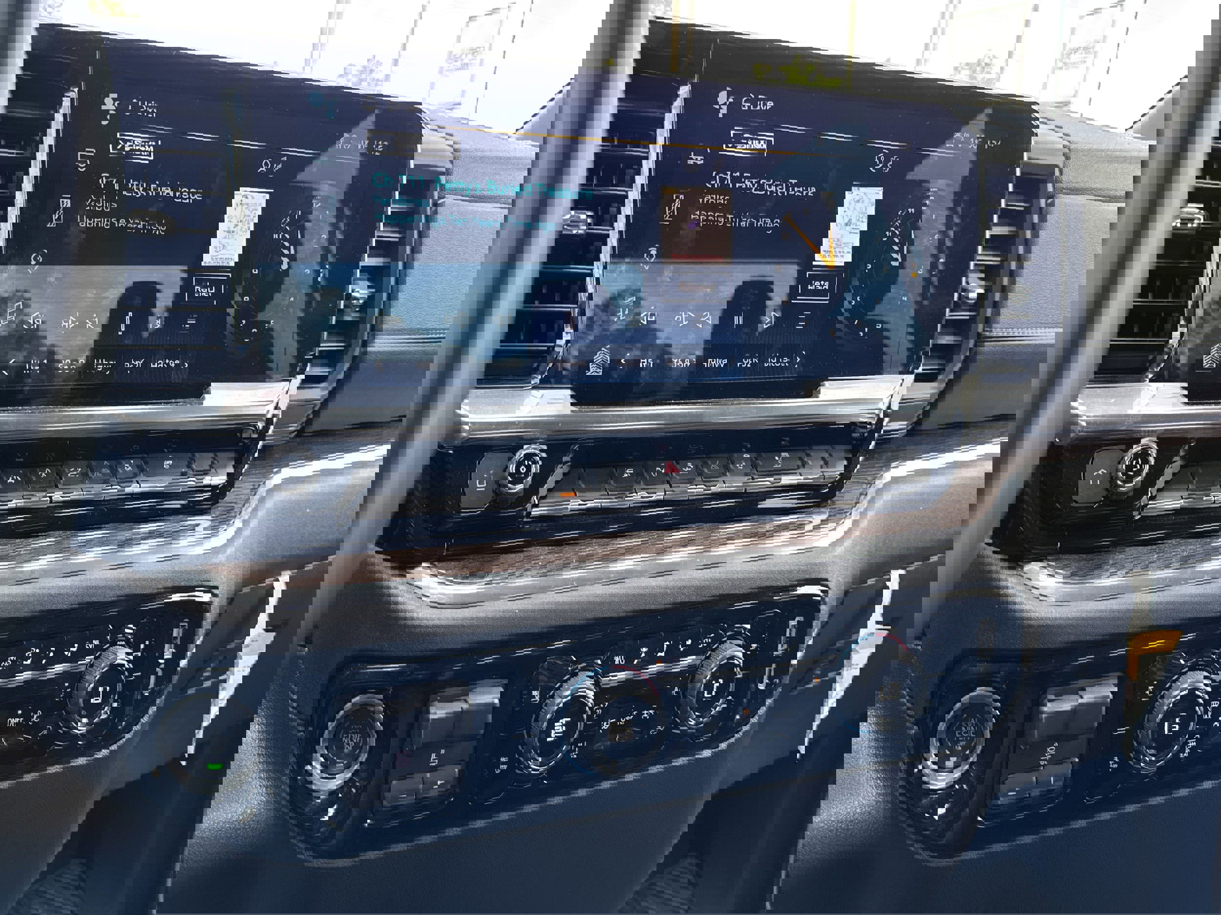 New 2023 Chevrolet Silverado 1500 LT w/ Max Trailering Package image 23