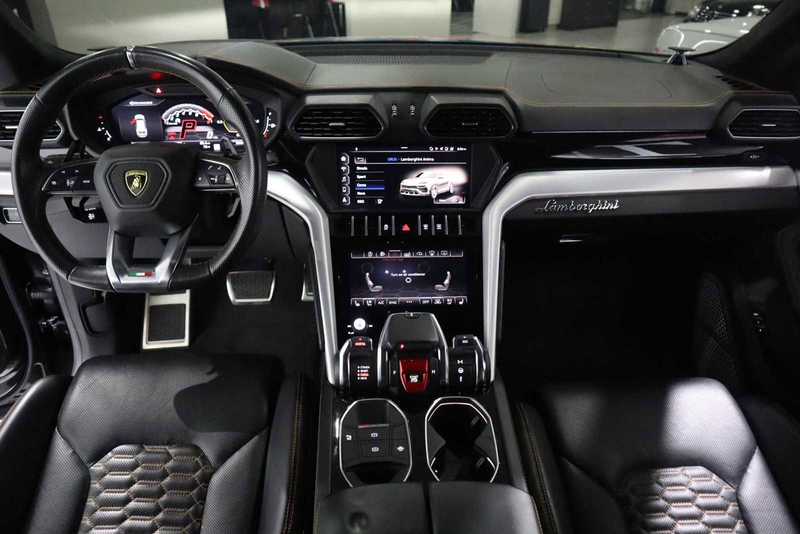 Used 2019 Lamborghini Urus image 28