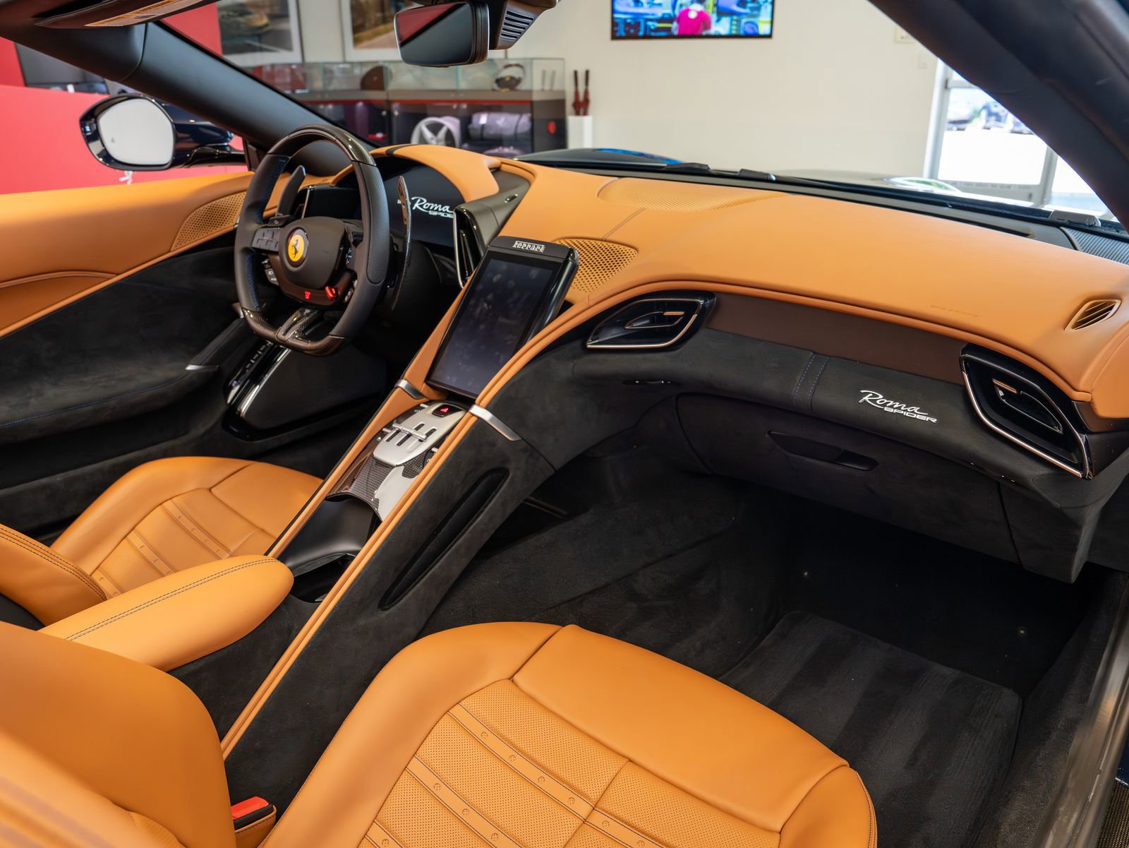 Used 2025 Ferrari Roma Spider RWD image 19