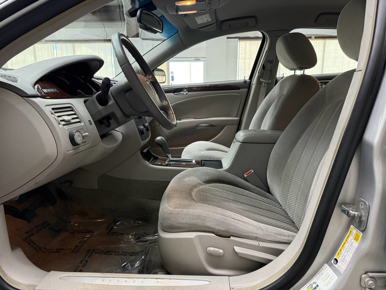 Used 2011 Buick Lucerne CX FWD image 11