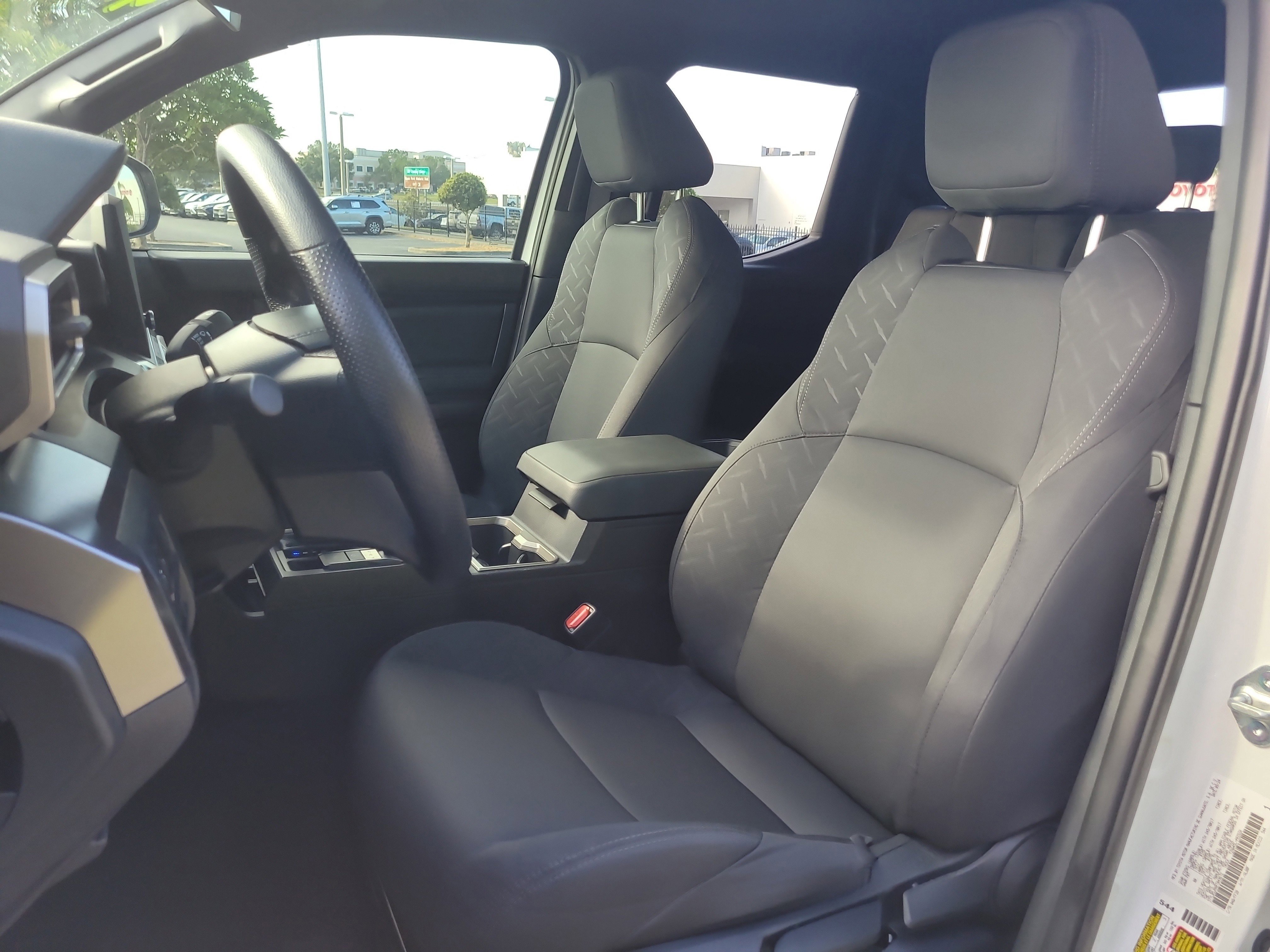 Used 2024 Toyota Tacoma SR5 AWD/4WD image 20