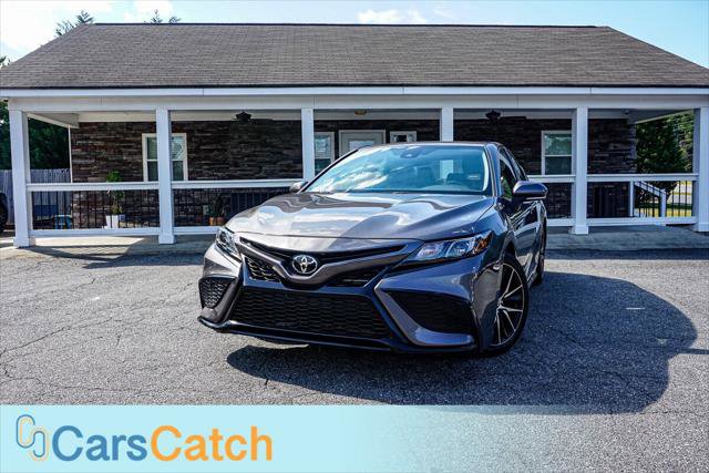 Used 2023 Toyota Camry SE image 1