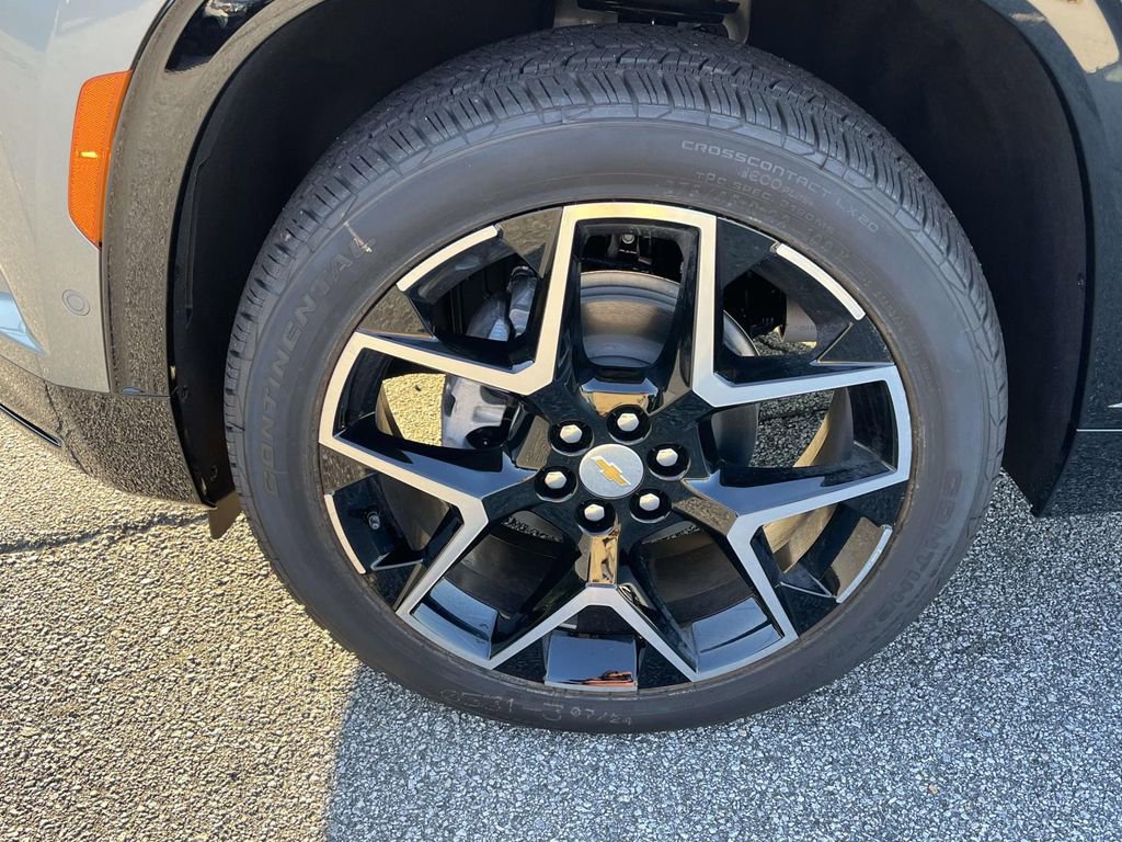 New 2026 Chevrolet Traverse High Country w/ LPO, Floor Liner Package image 10