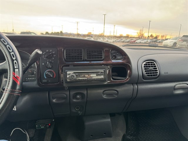 Used 1999 Dodge Ram 1500 Truck SLT image 16