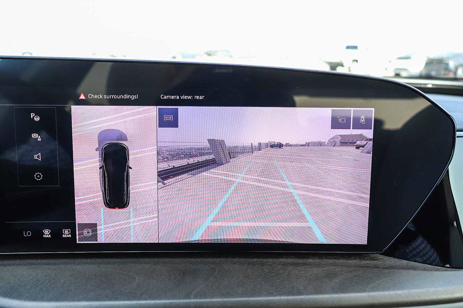 Used 2025 Audi Q5 Premium w/ Convenience Package image 33