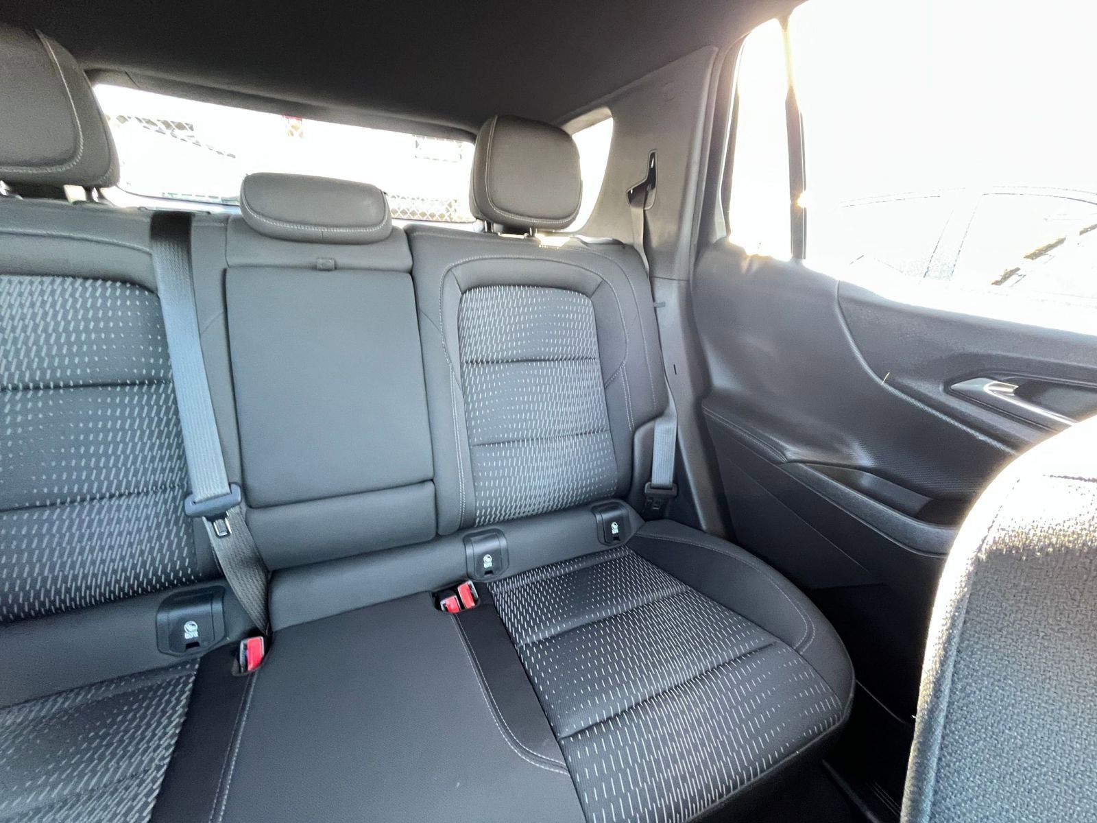 Used 2025 Chevrolet Equinox LT image 41