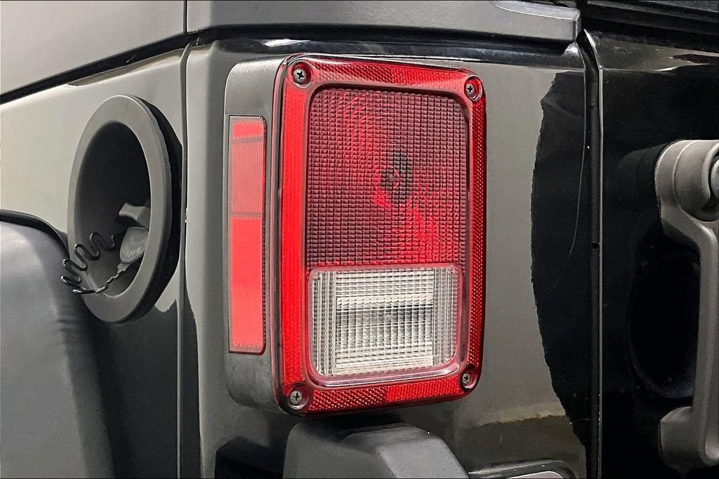 Used 2016 Jeep Wrangler Unlimited Sport w/ Quick Order Package 24S AWD/4WD image 20
