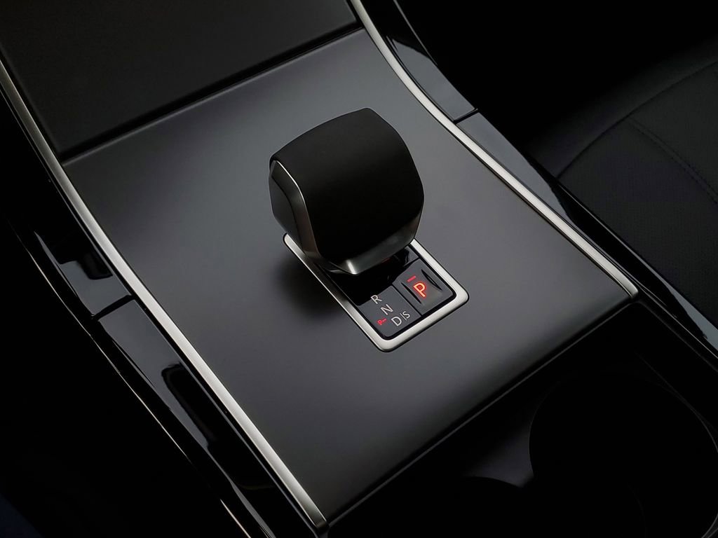 New 2026 Land Rover Range Rover Evoque S image 25