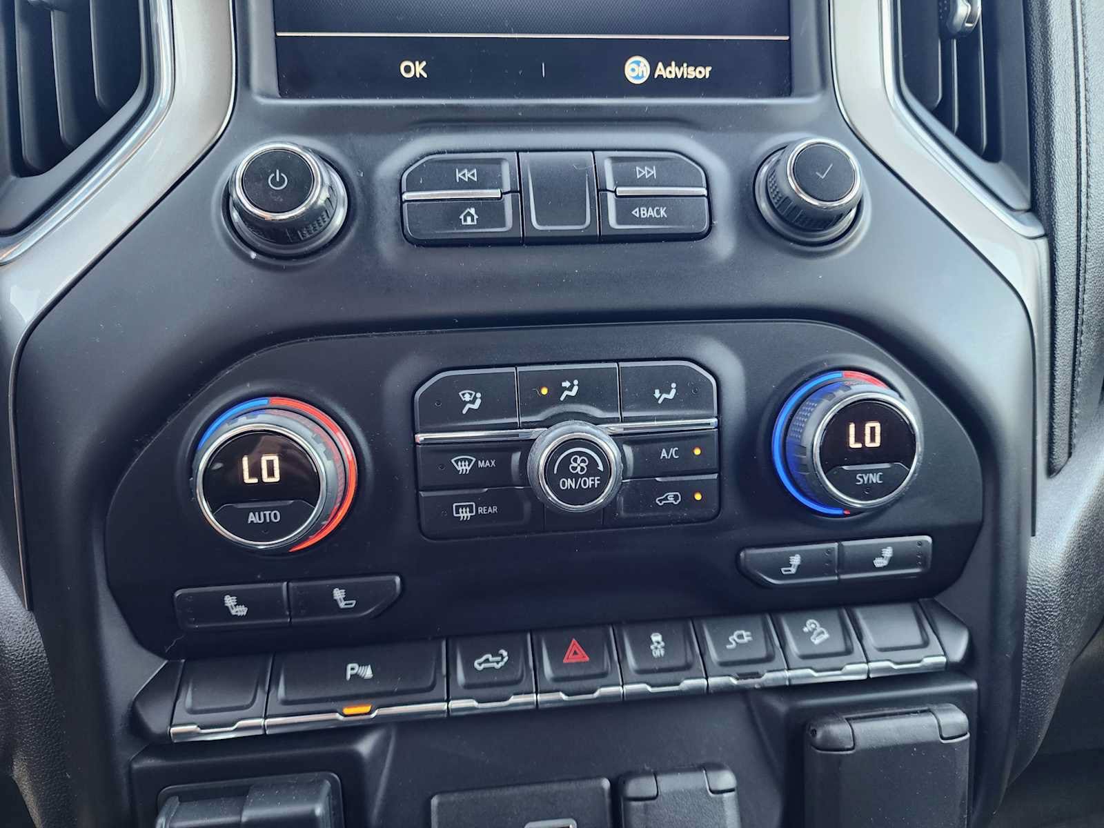 Used 2021 Chevrolet Silverado 1500 LT Trail Boss w/ Convenience Package II AWD/4WD image 24