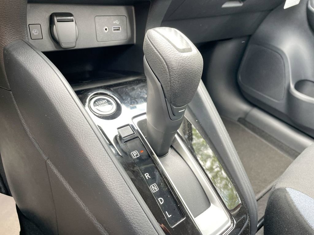 Certified 2025 Nissan Versa SV w/ Trunk Package image 29