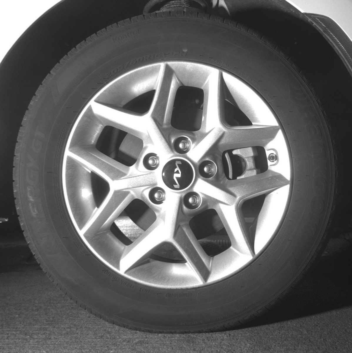 Used 2025 Kia Soul LX w/ LX Technology Package FWD image 13