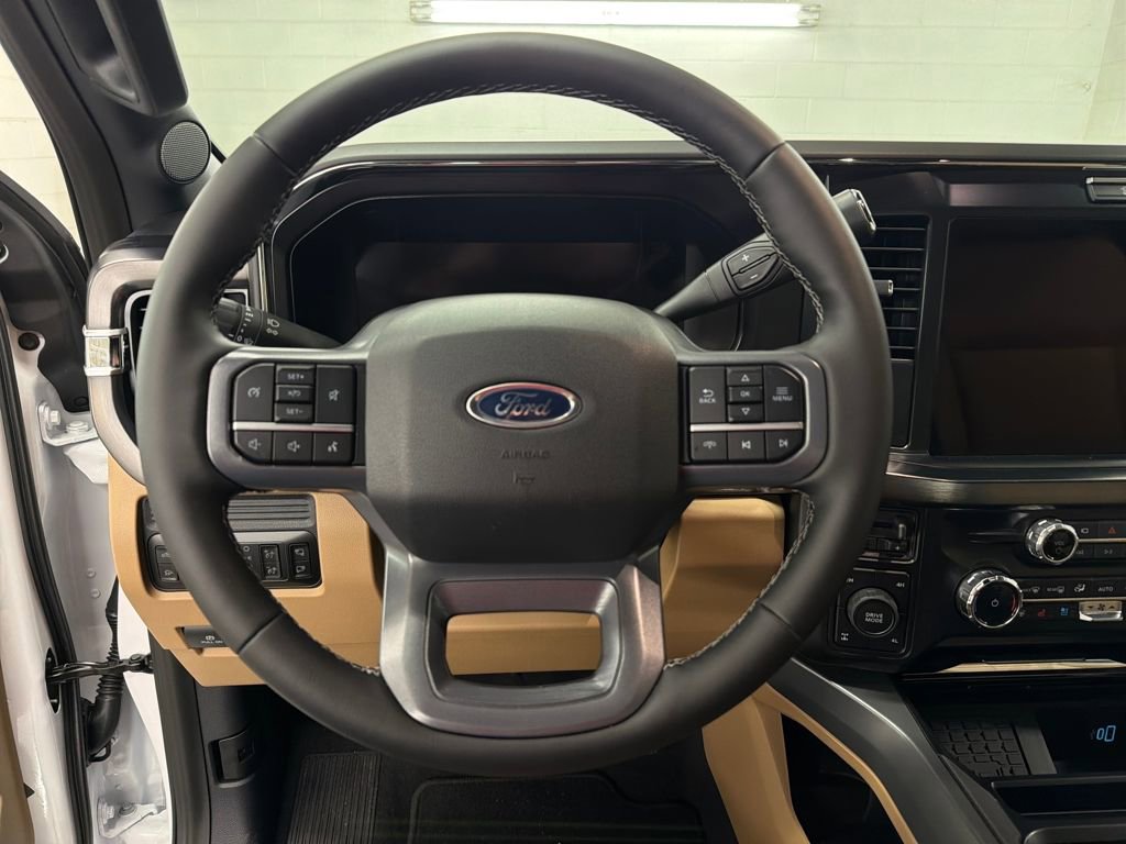 New 2026 Ford F250 Lariat w/ Chrome Package image 17