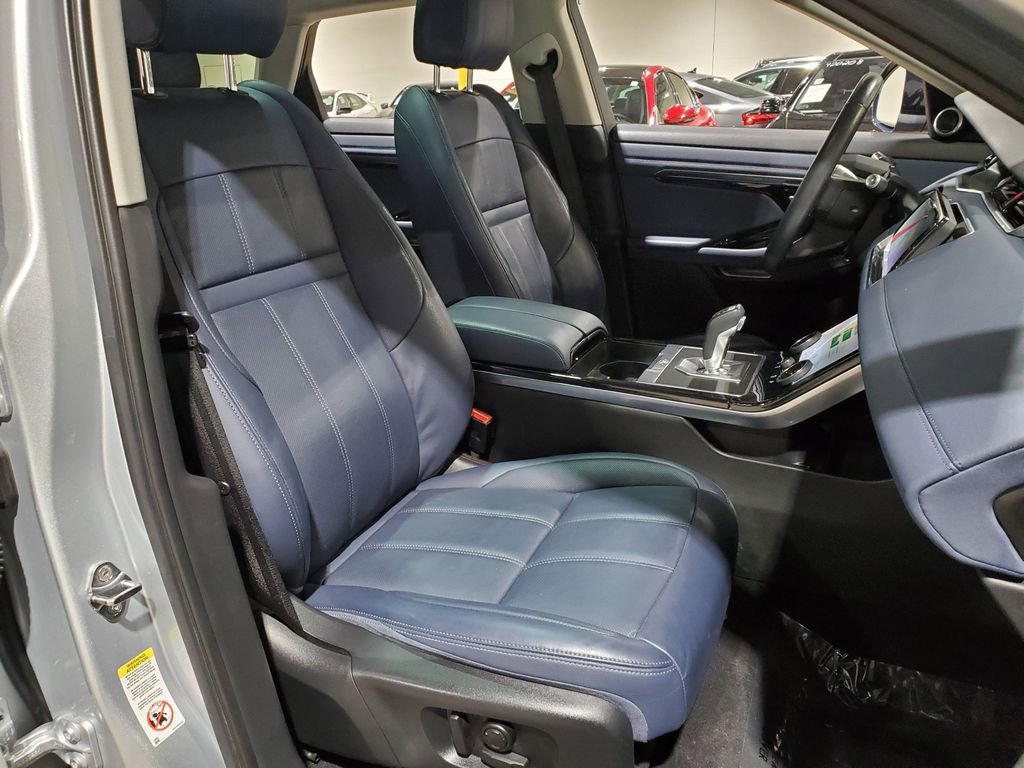 Used 2020 Land Rover Range Rover Evoque S image 13