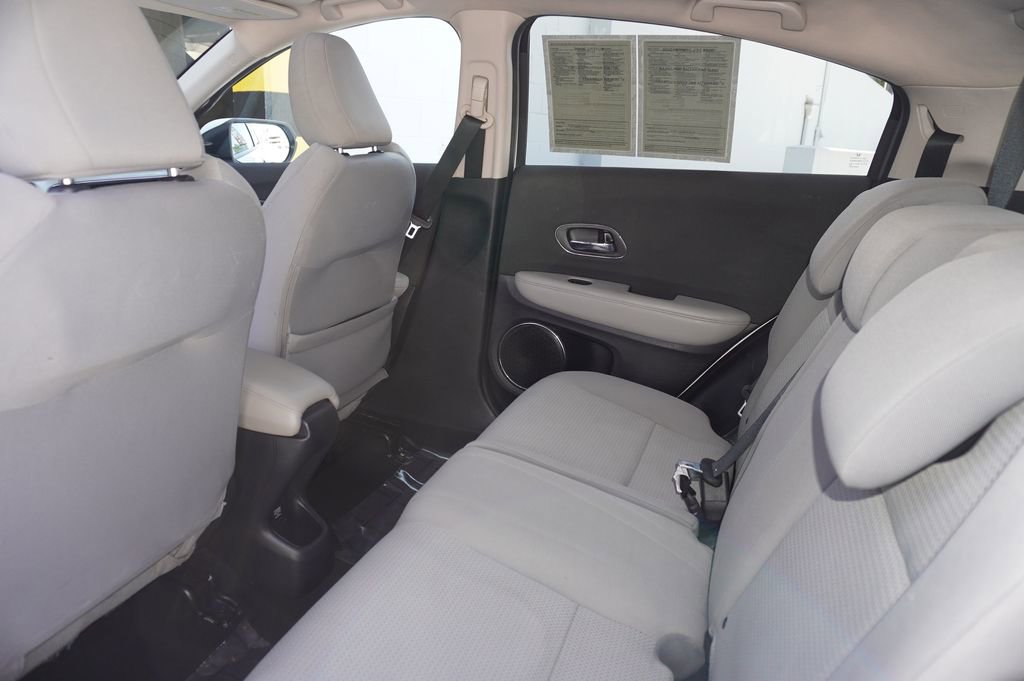 Used 2022 Honda HR-V EX image 7
