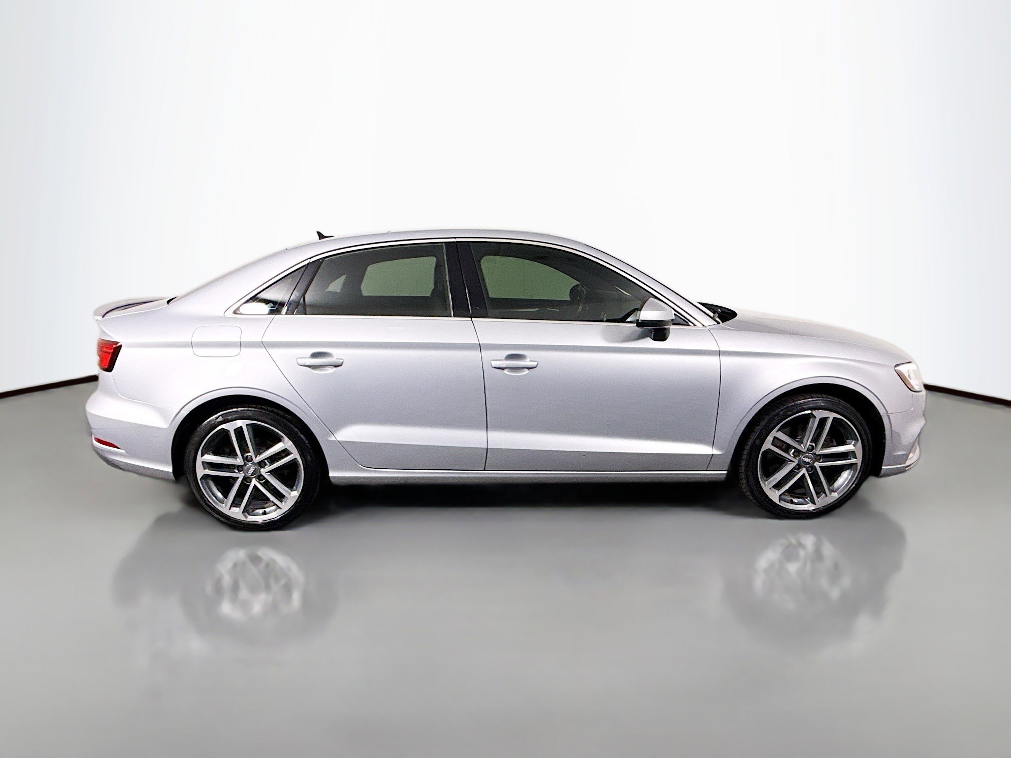 Used 2019 Audi A3 2.0T Premium w/ Convenience Package FWD image 11