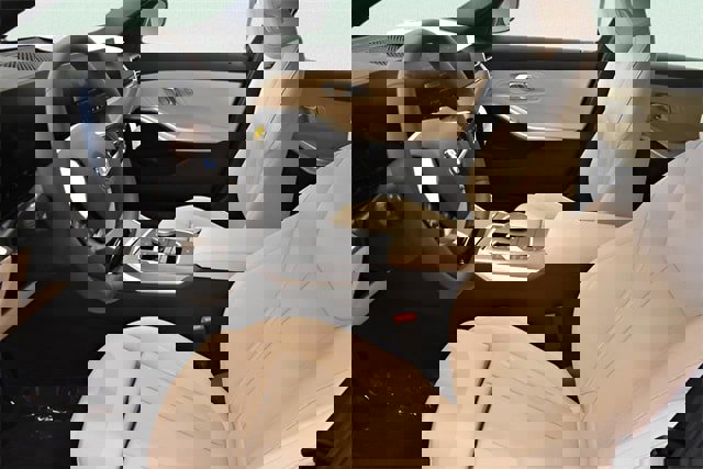 New 2026 BMW 330i xDrive Sedan w/ Convenience Package image 16