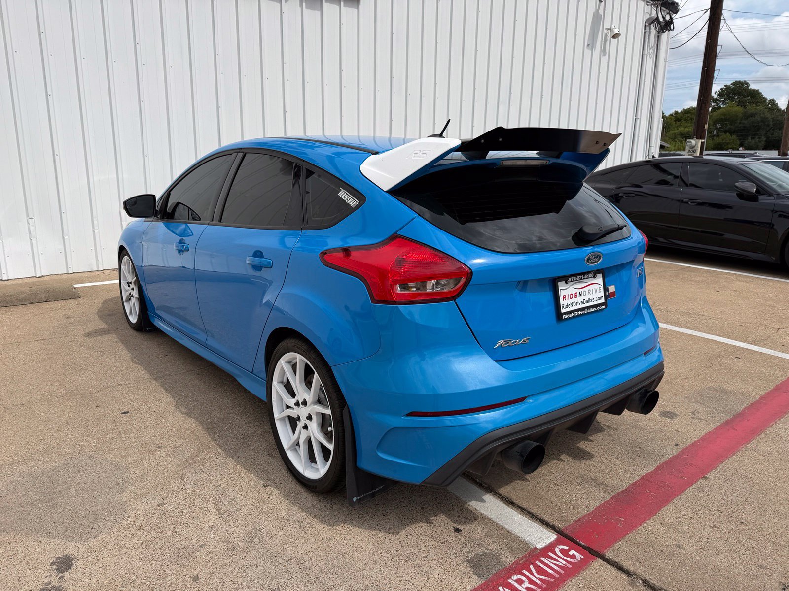 Used 2017 Ford Focus RS AWD/4WD image 4