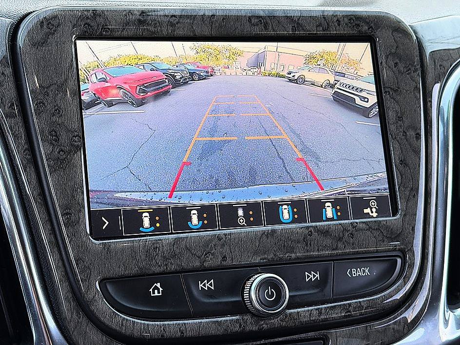 Used 2019 Chevrolet Equinox Premier FWD image 14