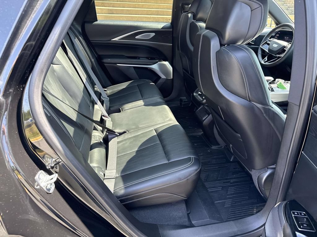 Certified 2025 Cadillac Lyriq Luxury w/ LPO, Floor Liner Package AWD/4WD image 11