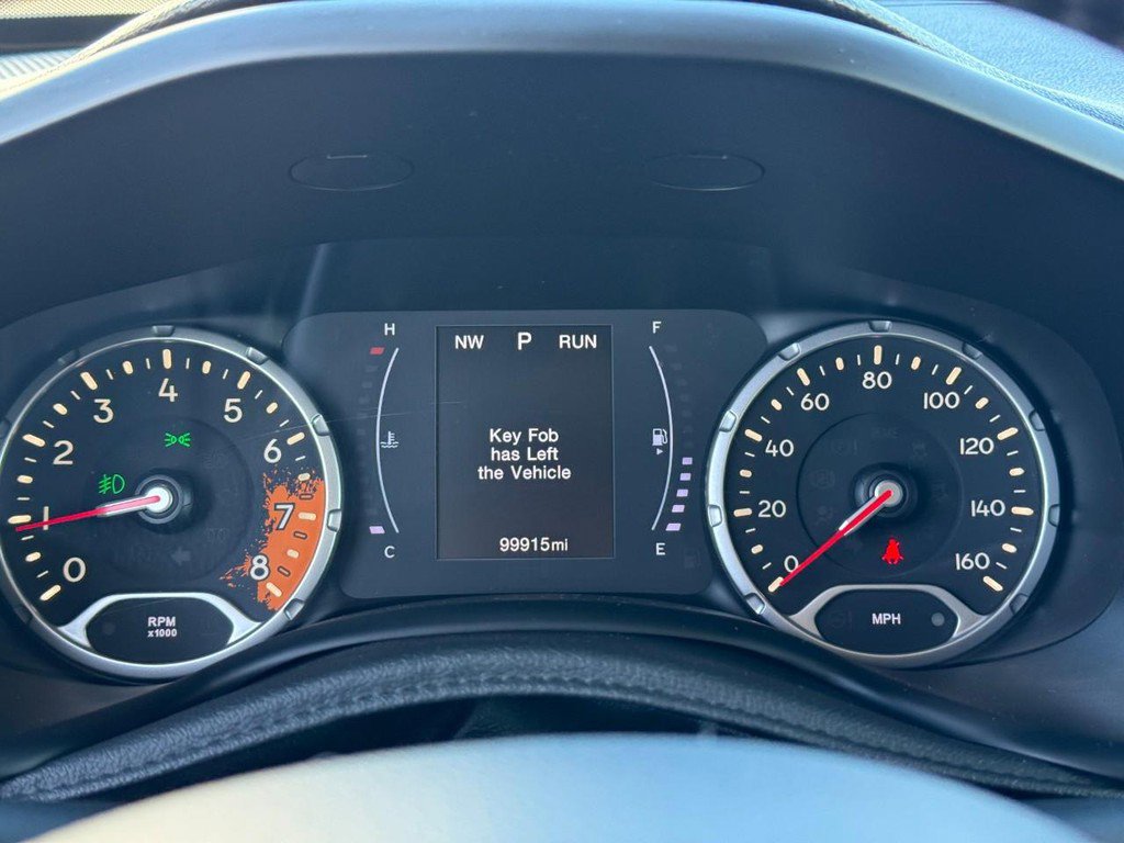 Used 2018 Jeep Renegade Latitude w/ Cold Weather Group AWD/4WD image 25