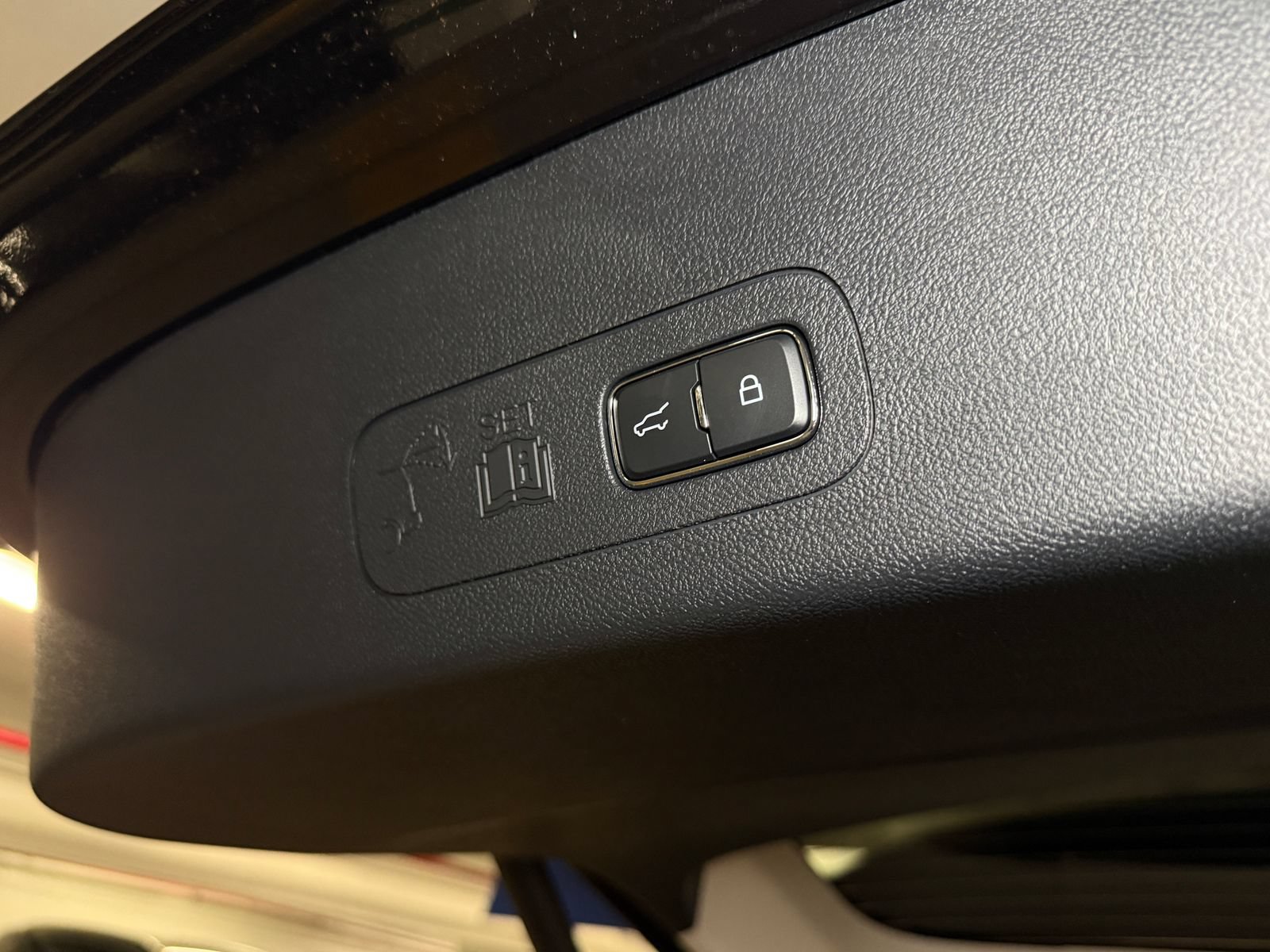 New 2026 Lincoln Aviator AWD image 17