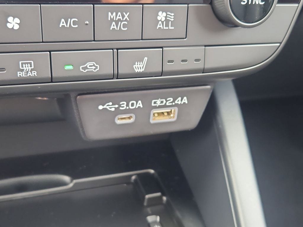 New 2026 Subaru Outback Premium AWD/4WD image 12