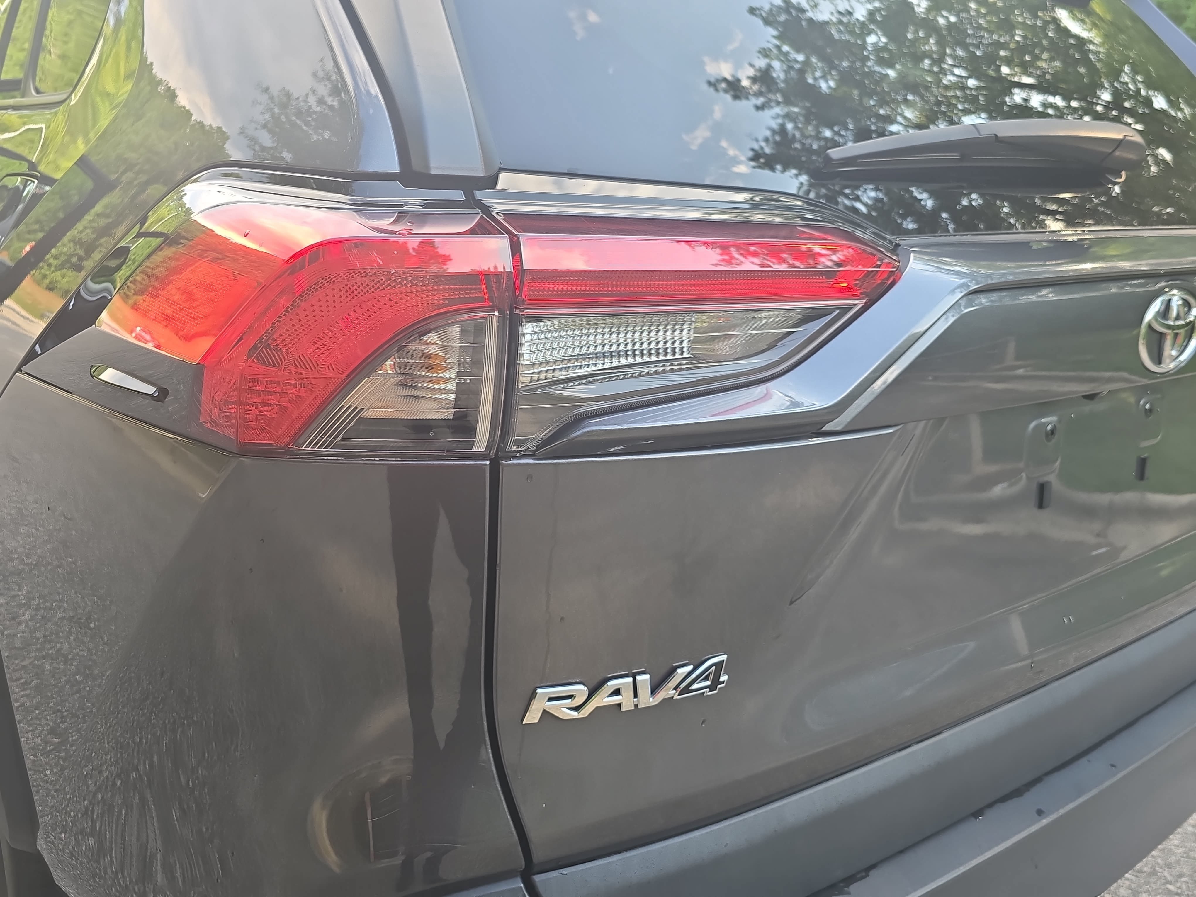 Used 2024 Toyota RAV4 XLE AWD/4WD image 31