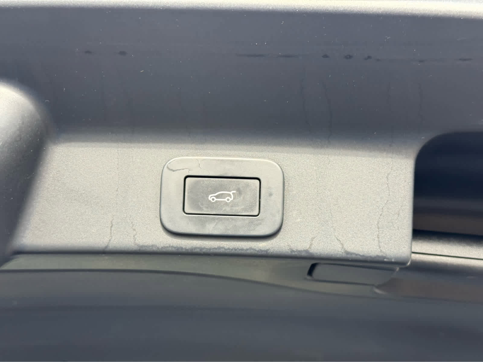 Used 2023 Jaguar F-PACE S image 21