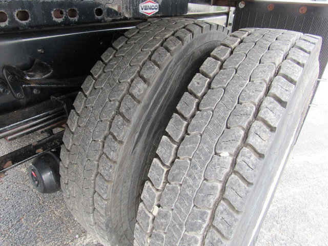 Used 2022 Ford F750 2WD Regular Cab Super Duty image 19