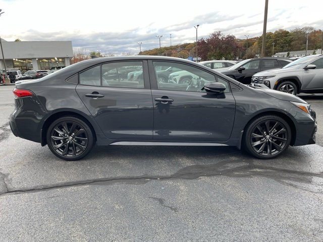 Used 2023 Toyota Corolla SE image 4