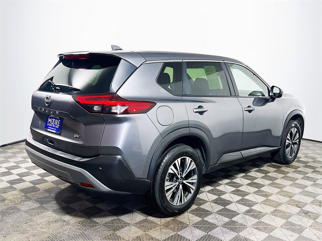 Used 2023 Nissan Rogue SV image 8