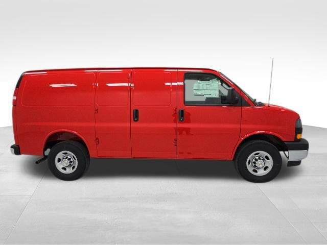 New 2026 Chevrolet Express 3500 w/ Driver Convenience Package image 6