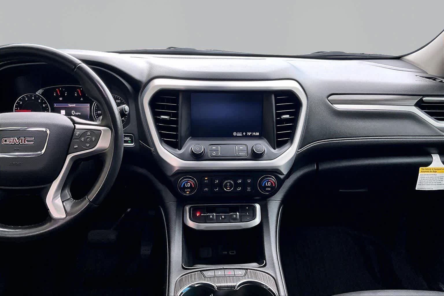 Used 2021 GMC Acadia SLT w/ LPO, Floor Liner Package FWD image 7