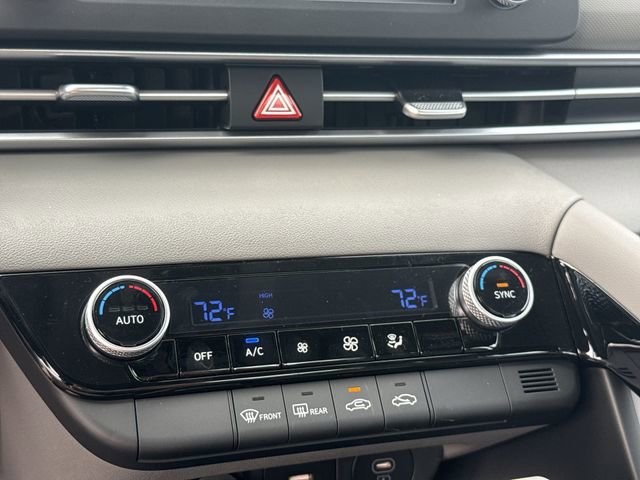 New 2026 Hyundai Elantra Hybrid FWD image 18