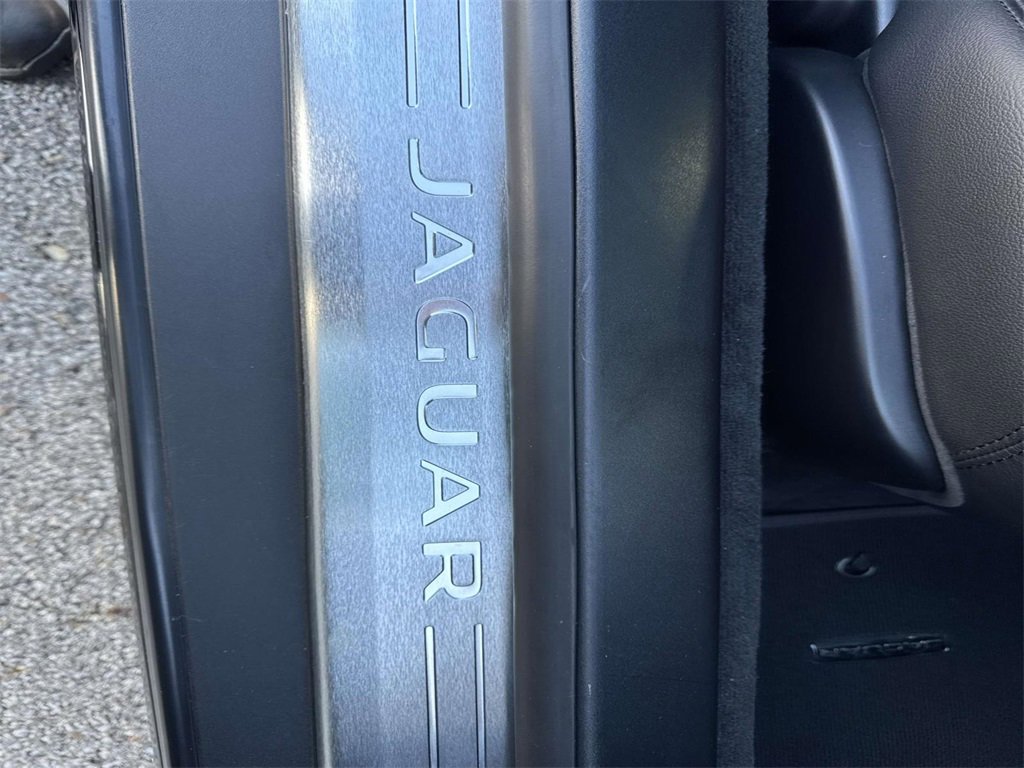 Used 2016 Jaguar F-TYPE S image 9