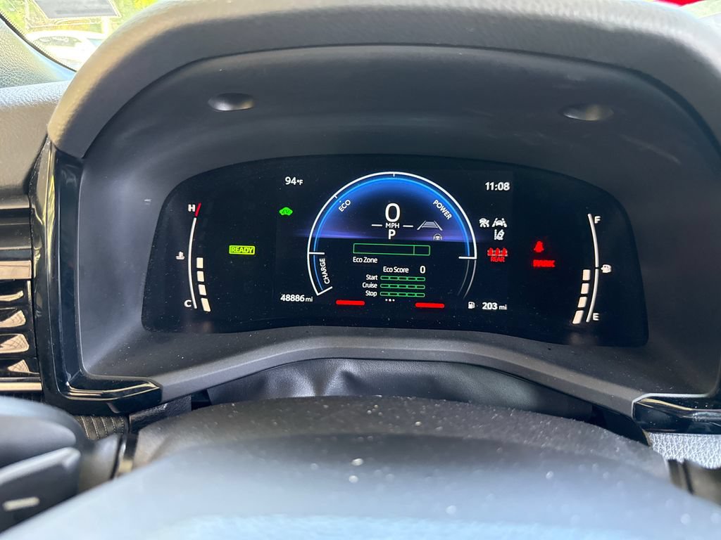 Used 2025 Toyota Camry SE FWD image 13