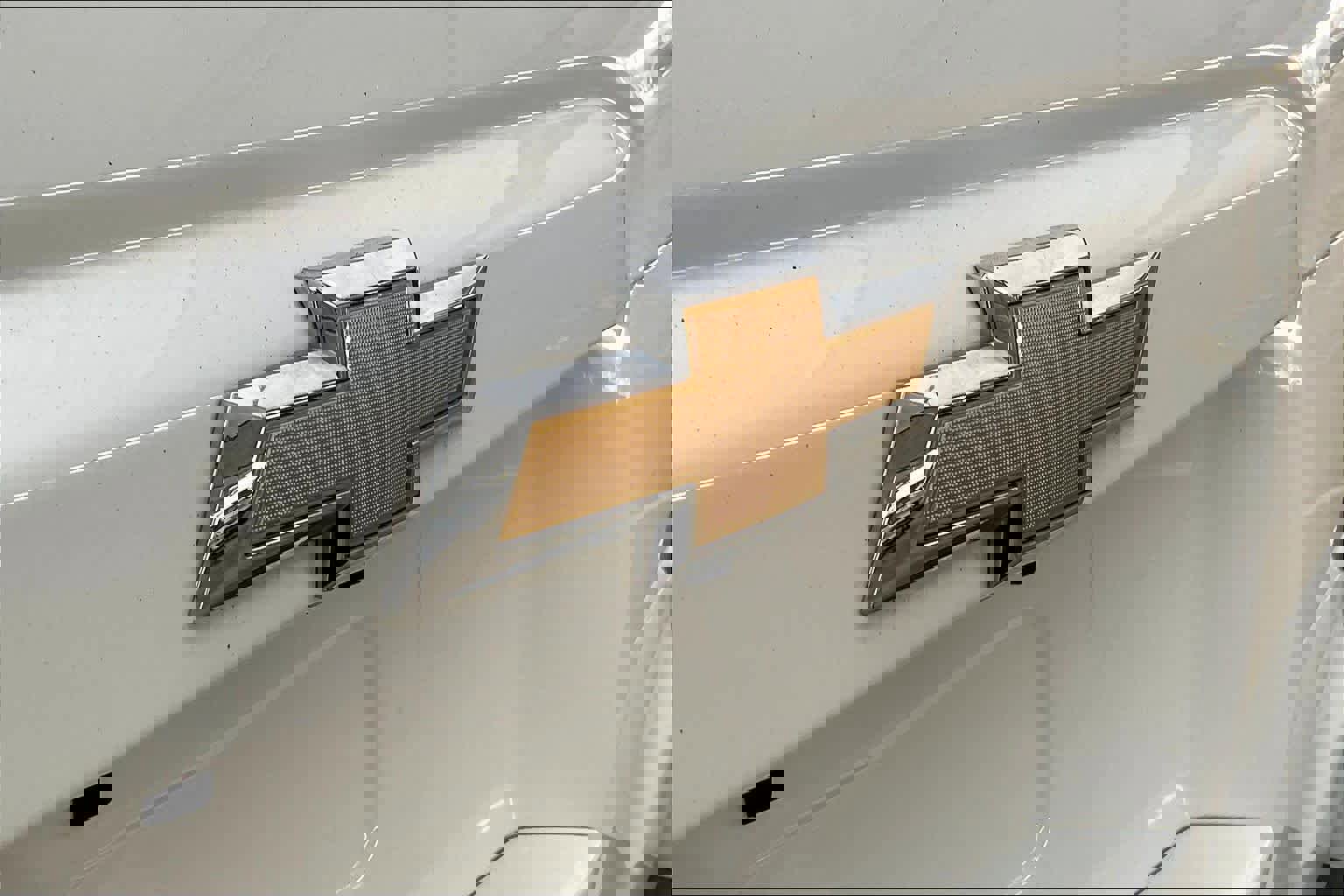 Used 2018 Chevrolet Suburban LT image 30