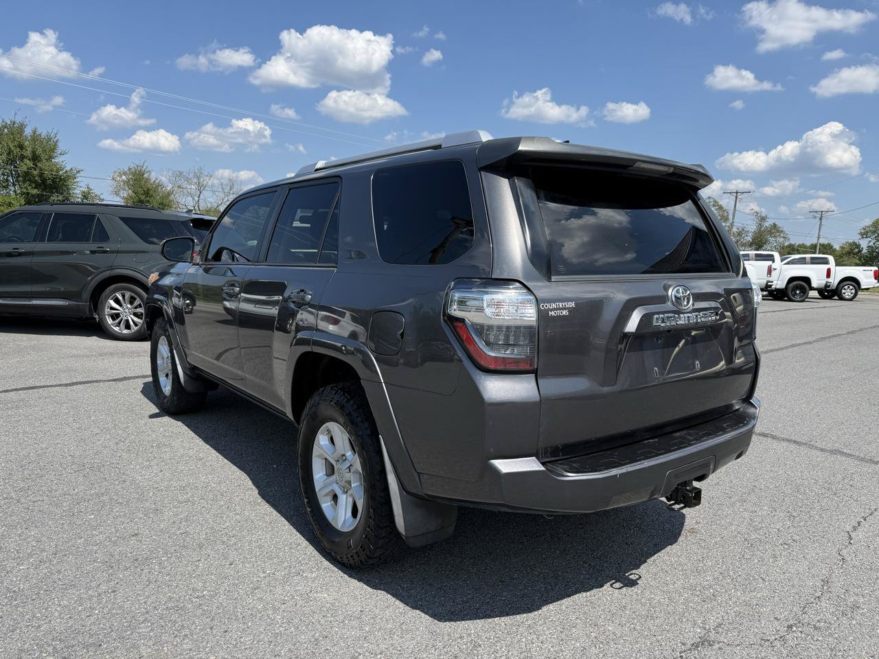 Used 2014 Toyota 4Runner SR5 RWD image 4
