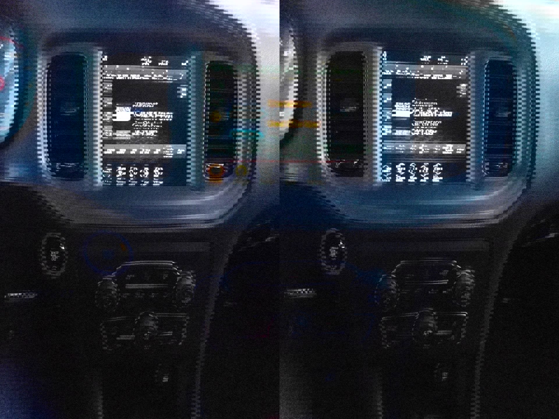 Used 2023 Dodge Charger R/T w/ Blacktop Package image 24