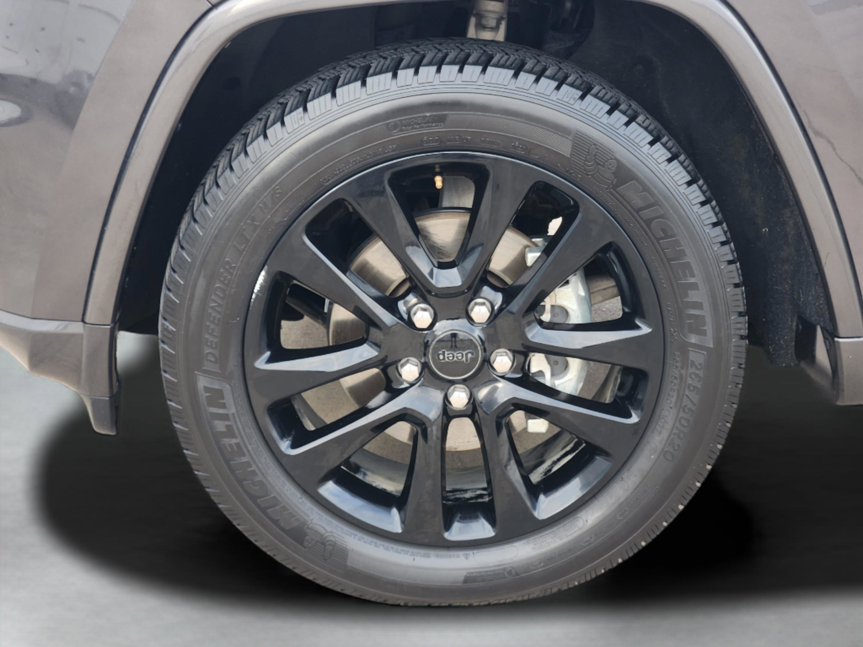 Used 2019 Jeep Grand Cherokee Altitude image 34